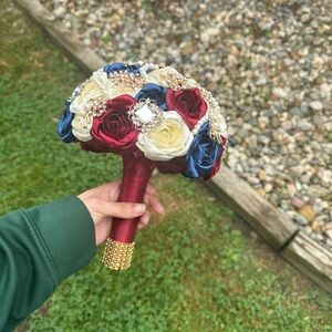 Wedding brooch bouquet